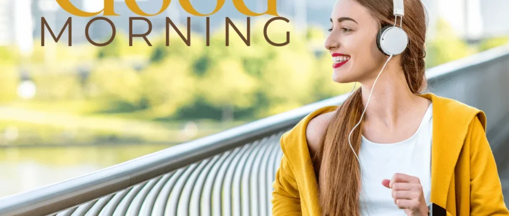 Yellow-top-with-Headphones-girls-jogging-in-the-morning