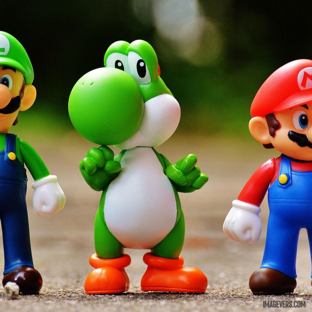 Focus-Photo-of-Super-Mario,-Luigi,-and-Yoshi-Figurines